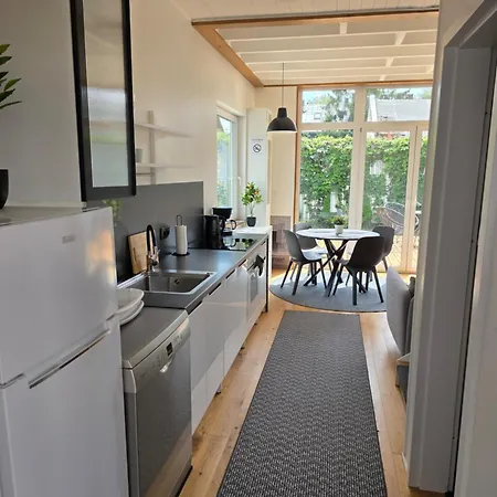 Apartel24 Chopin House Wifi Parking Netflix Vakantiehuis